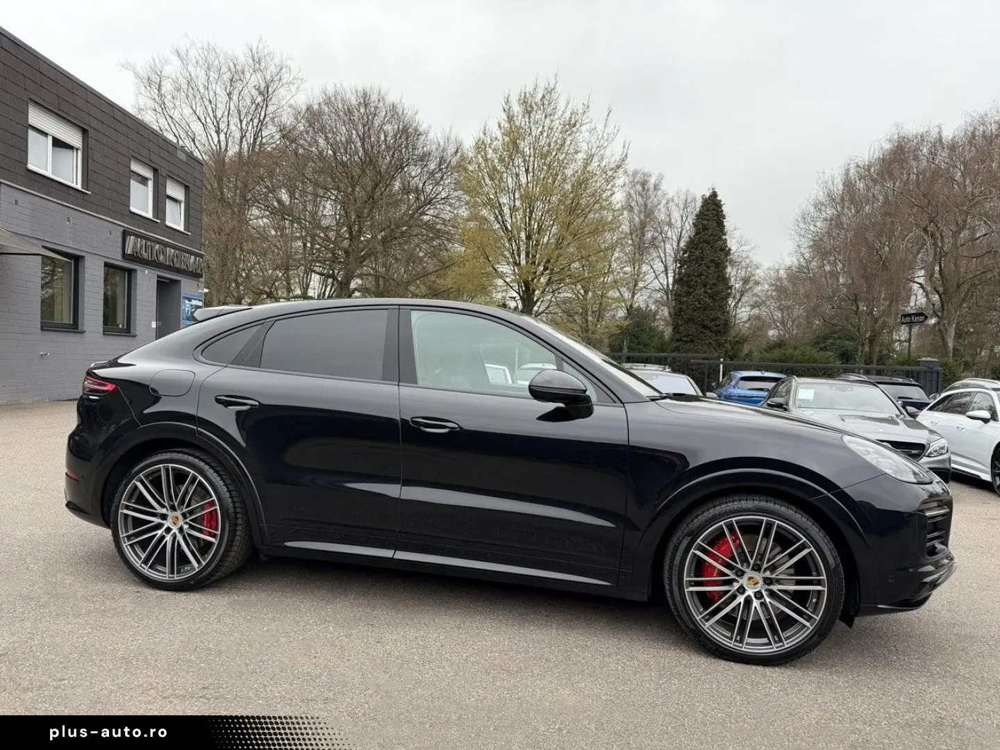 PORSCHE Cayenne Coupe GTS ACC HUD PDCC Massage STHZ