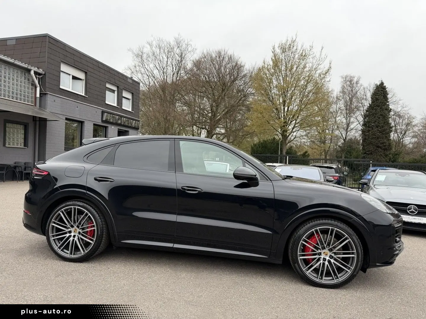 PORSCHE Cayenne Coupe GTS ACC HUD PDCC Massage STHZ
