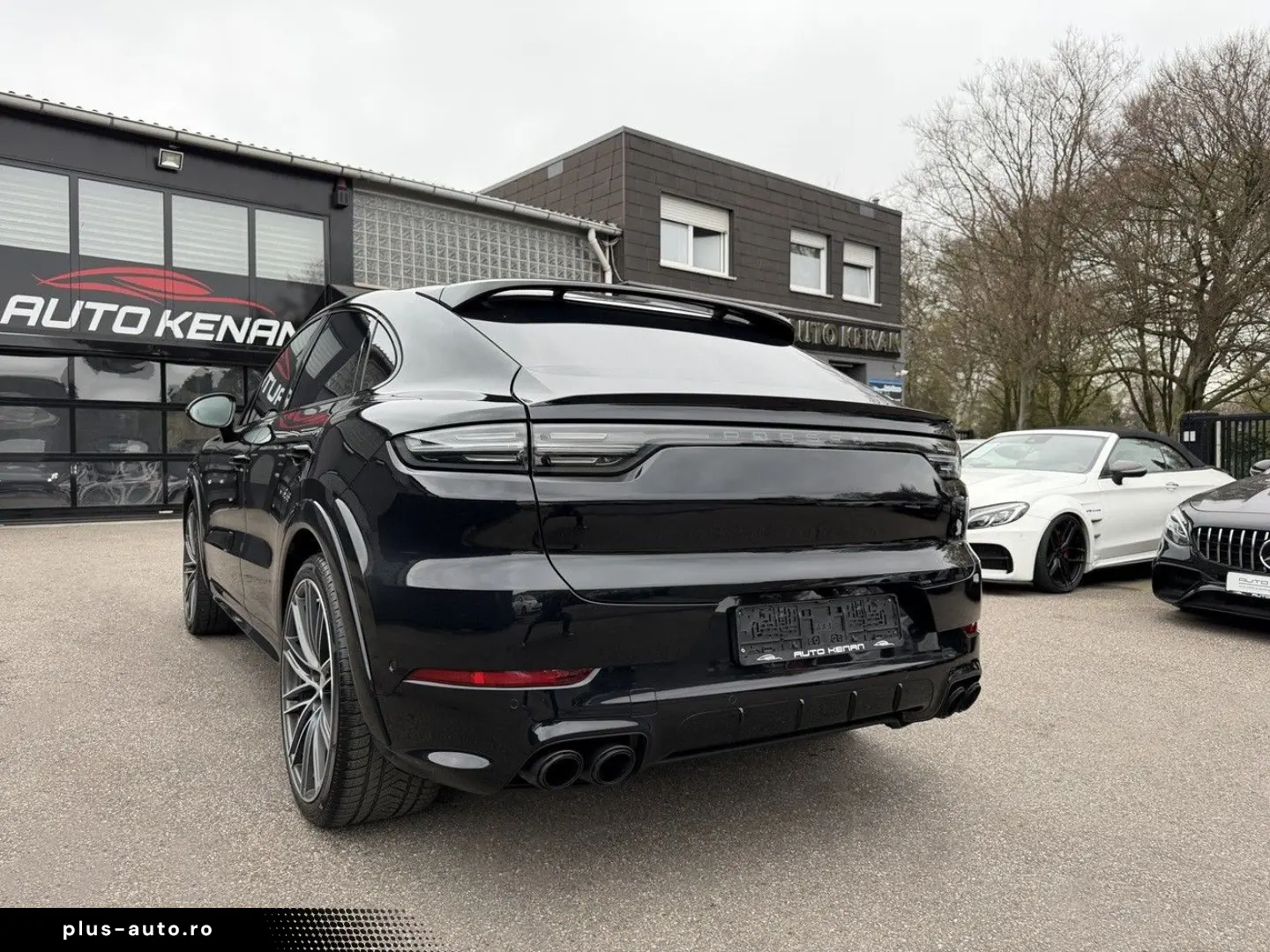 PORSCHE Cayenne Coupe GTS ACC HUD PDCC Massage STHZ