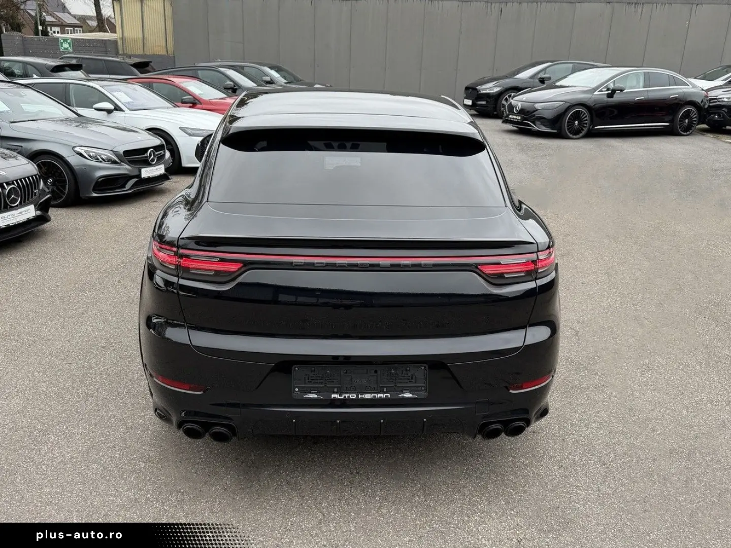 PORSCHE Cayenne Coupe GTS ACC HUD PDCC Massage STHZ