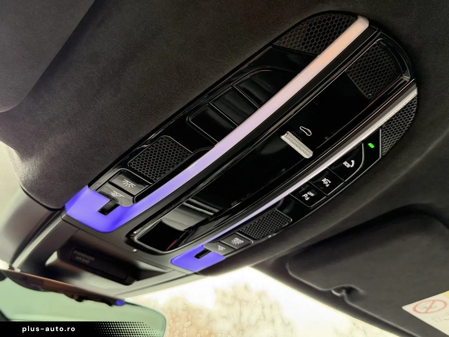 PORSCHE Cayenne Coupe GTS ACC HUD PDCC Massage STHZ