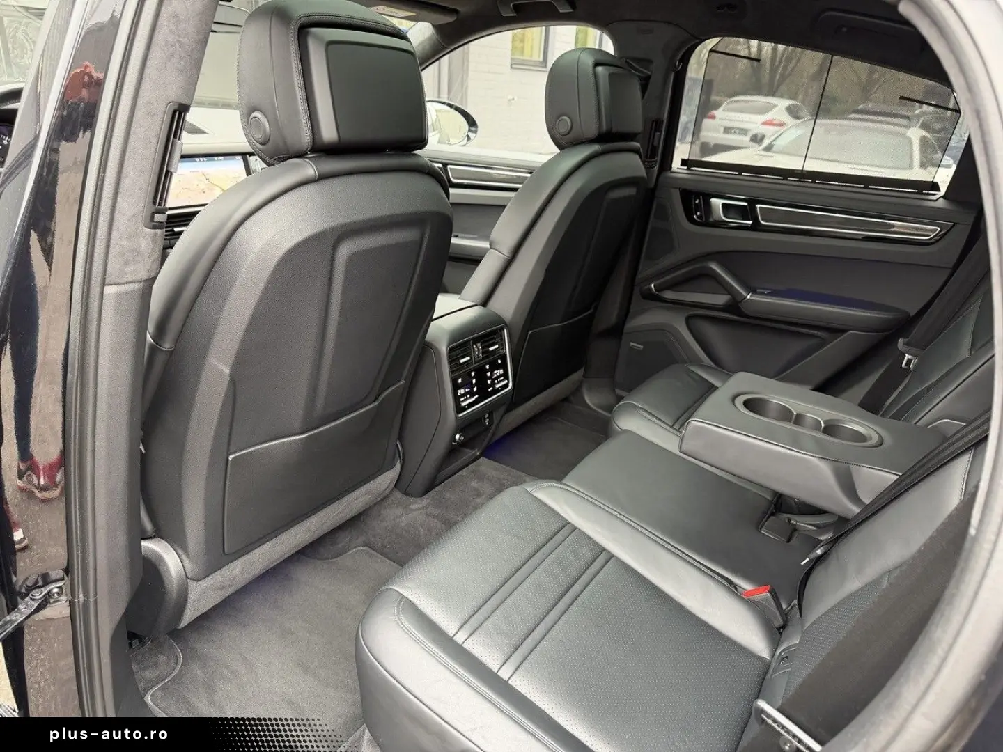 PORSCHE Cayenne Coupe GTS ACC HUD PDCC Massage STHZ