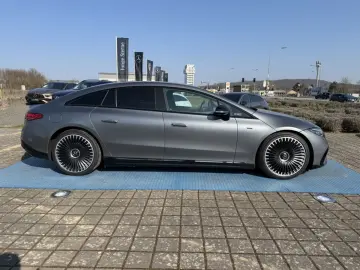 MERCEDES-BENZ AMG EQS 53 4M  AMG BURM NIGHT DIGI LIGHT HYPER