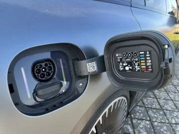 MERCEDES-BENZ AMG EQS 53 4M  AMG BURM NIGHT DIGI LIGHT HYPER