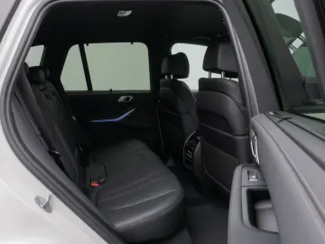 BMW X5 M50i H K DAB Laser 360 Alarm Belüftung 22Zoll