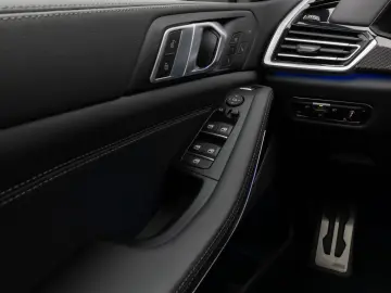 BMW X5 M50i H K DAB Laser 360 Alarm Belüftung 22Zoll