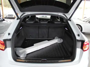 AUDI Q8 50 TDI S tronic quattro S line sport