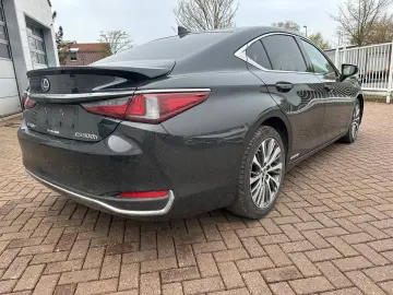 LEXUS ES 300h Explore Led 1.Hand Scheckheft Leder