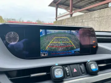 LEXUS ES 300h Explore Led 1.Hand Scheckheft Leder