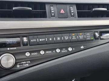 LEXUS ES 300 300h Preference Line Business Schuif- kan