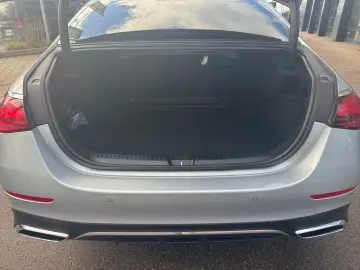 Mercedes-Benz E 200 AMG