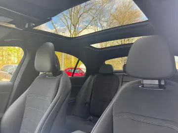 Mercedes-Benz E 200 AMG