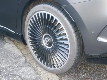 MERCEDES-BENZ EQE 43 AMG 4M AMG BURM NIGHT MEMO 360 AIRMATIC