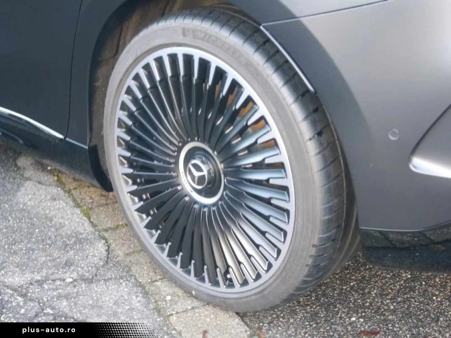 MERCEDES-BENZ EQE 43 AMG 4M AMG BURM NIGHT MEMO 360 AIRMATIC