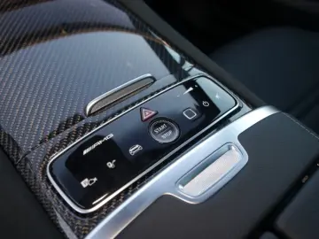 MERCEDES-BENZ EQE 43 AMG 4M AMG BURM NIGHT MEMO 360 AIRMATIC