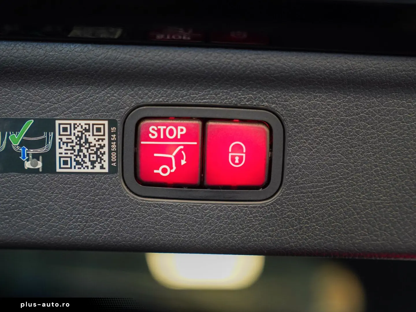 MERCEDES-BENZ EQE 500 4M AMG Line Premium Plus HYPERSCREEN