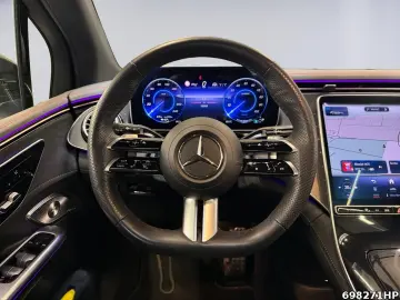 MERCEDES-BENZ EQE SUV 350 4M AMG Line AIRMATIC Burmester 360