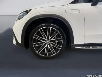 MERCEDES-BENZ EQE SUV 350 4M AMG Line AIRMATIC Burmester 360
