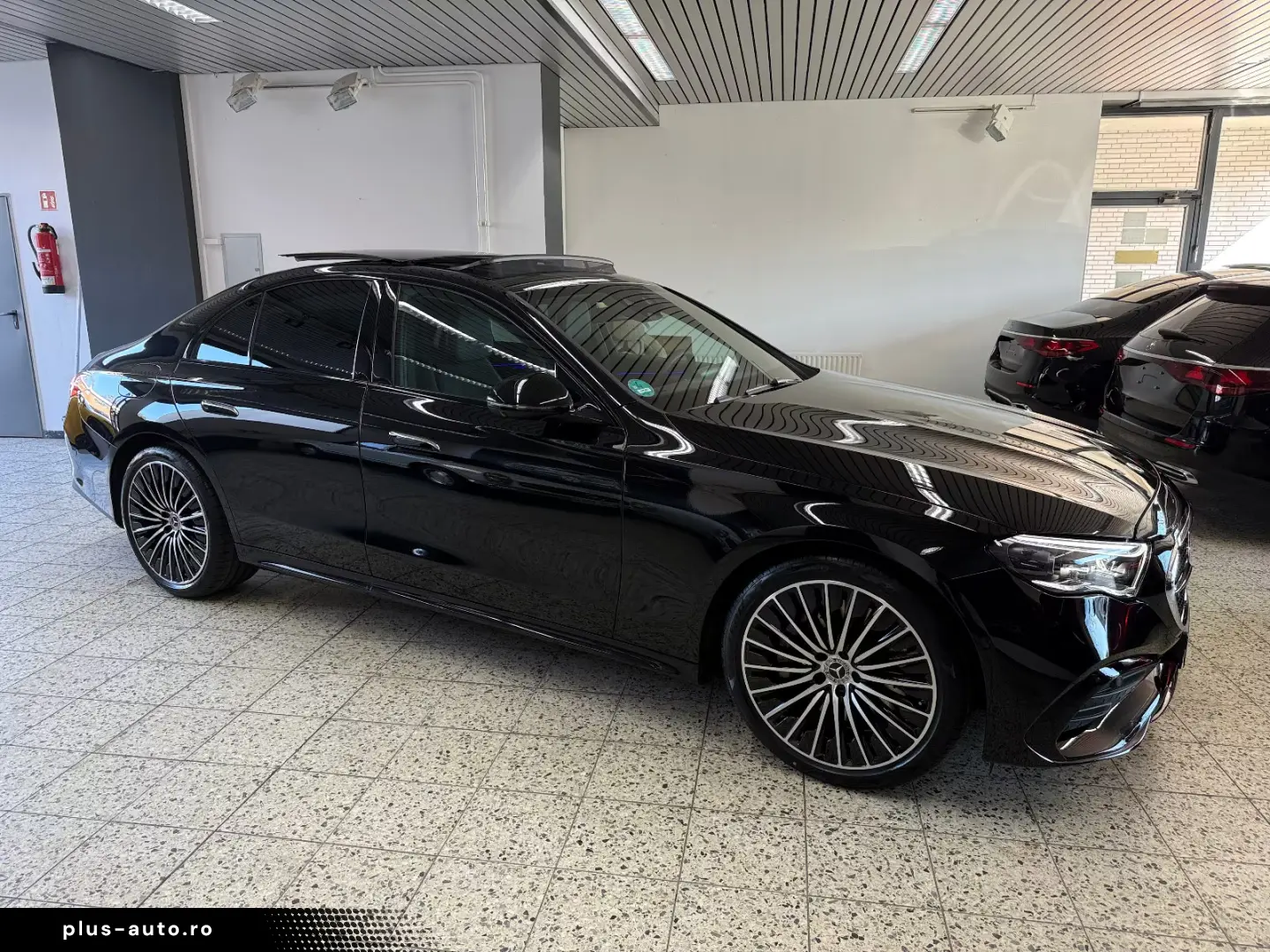 Mercedes-Benz E 200 AMG