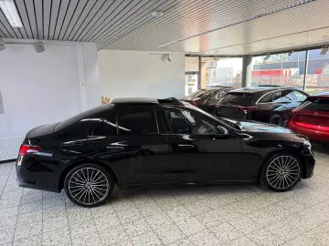 Mercedes-Benz E 200 AMG