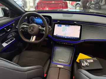 Mercedes-Benz E 200 AMG