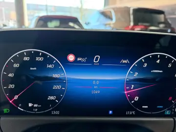 Mercedes-Benz E 200 AMG