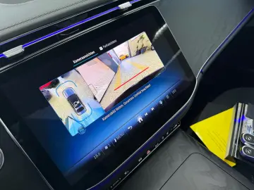 Mercedes-Benz E 200 AMG