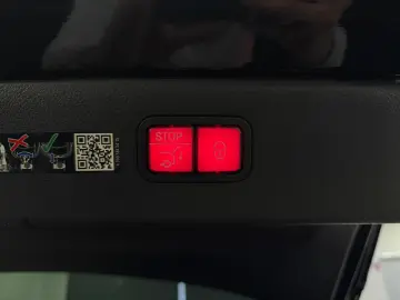 MERCEDES-BENZ EQS 450 4M AMG HYPERSCREEN FOND-TV HA-&hellip;