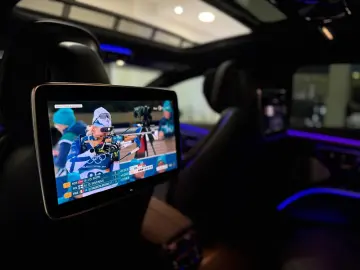 MERCEDES-BENZ EQS 450 4M AMG HYPERSCREEN FOND-TV HA-&hellip;