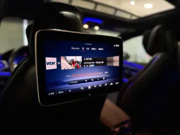 MERCEDES-BENZ EQS 450 4M AMG HYPERSCREEN FOND-TV HA-&hellip;