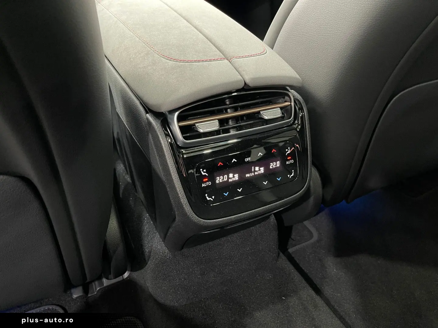 MERCEDES-BENZ EQS AMG 53 4Matic  Pano Carbon Burmester 360