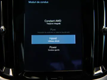 Volvo S60 Recharge 2.0 AWD R Design