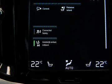 Volvo S60 Recharge 2.0 AWD R Design