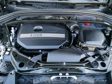 BMW X1 xDrive23i xLine Adap.LED HUD AHK ACC PA  Memo