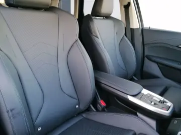 BMW X1 xDrive23i xLine Adap.LED HUD AHK ACC PA  Memo