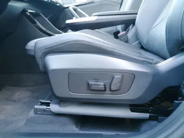 BMW X1 xDrive23i xLine Adap.LED HUD AHK ACC PA  Memo