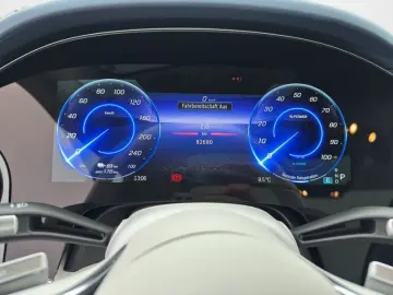 MERCEDES-BENZ EQS 580 4M AMG MEMORY 360 BURMESTER AIRMATIC