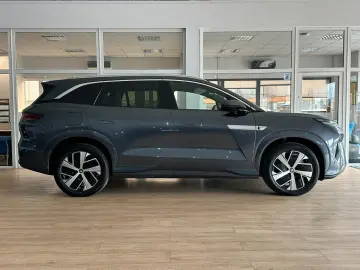 BYD TANG L DM 200 KM AWD