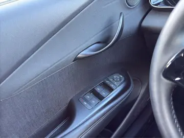 BYD Dolphin 150 kW Comfort SHZ KAM WÄRME 1HD 97 9%SO