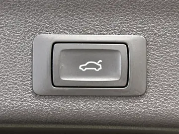 AUDI A6 Avant 50 TDI Qu S-Line NAV LED AHK 21ZOLL KAM