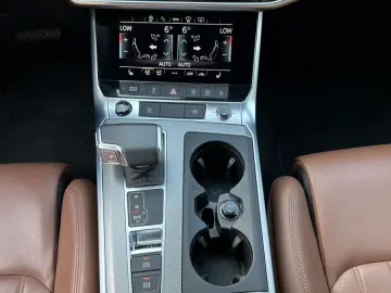 AUDI A6 Avant 50 TDI Qu S-Line NAV LED AHK 21ZOLL KAM