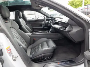 AUDI RS e-tron GT (Matrix HuD ACC B&O Pano Kameras Na
