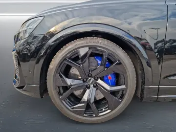 AUDI RS Q8 HD-MATRIX Keramik Pano 305km h RS-AGA 23