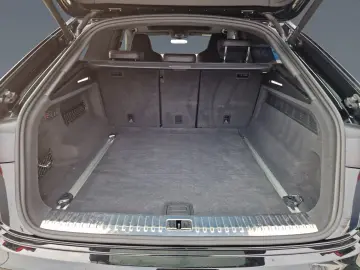 AUDI RS Q8 HD-MATRIX Keramik Pano 305km h RS-AGA 23