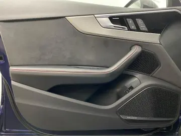 AUDI RS4 Avant 2.9 TFSI quattro RS-Sportabgasanlage S