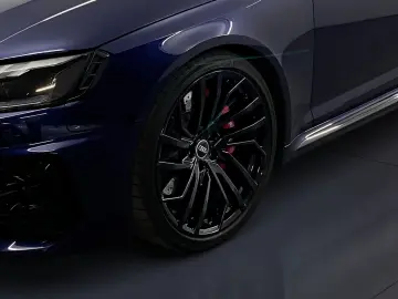 AUDI RS4 Avant 2.9 TFSI quattro RS-Sportabgasanlage S