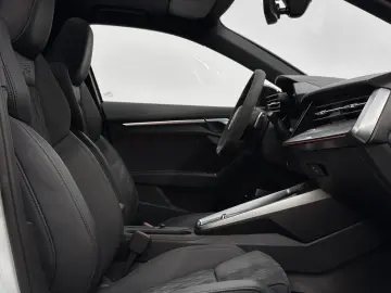 AUDI RS3 Lim  Matrix Pano Sport-AGA B&O Ambiente H-Up