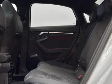 AUDI RS3 Lim  Matrix Pano Sport-AGA B&O Ambiente H-Up