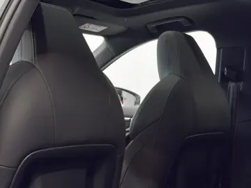 AUDI RS3 Lim  Matrix Pano Sport-AGA B&O Ambiente H-Up