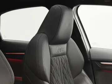 AUDI RS3 Lim  Matrix Pano Sport-AGA B&O Ambiente H-Up